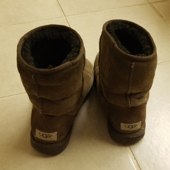 👢Uggs - Picture 1 of 3